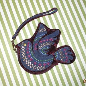 Lucky Brand Dove Wristlet